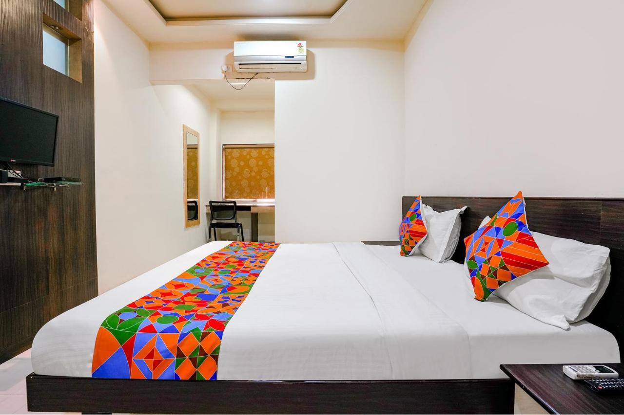 Fabhotel Regent Inn - Nr Skywalk Bridge Pimpri-Chinchwad Eksteriør billede