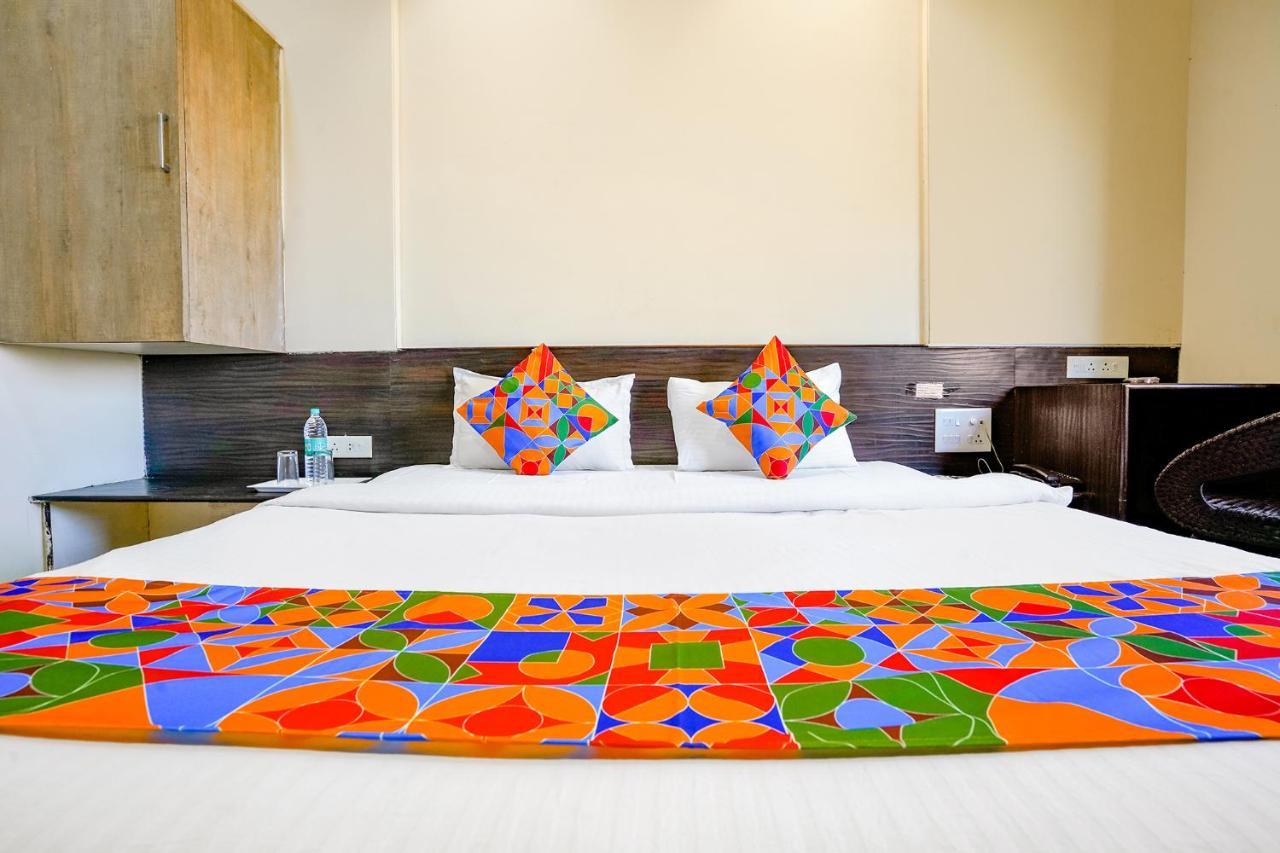 Fabhotel Regent Inn - Nr Skywalk Bridge Pimpri-Chinchwad Eksteriør billede