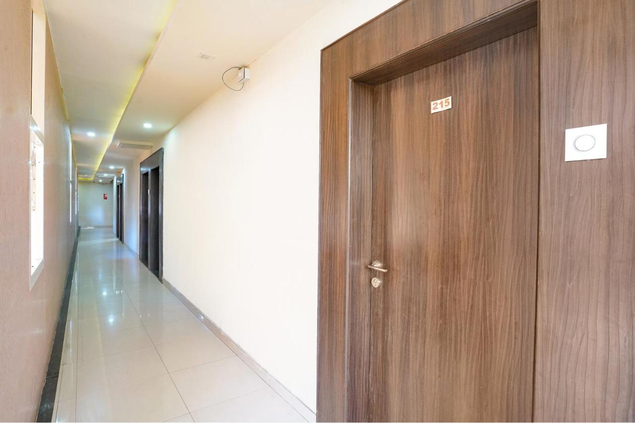 Fabhotel Regent Inn - Nr Skywalk Bridge Pimpri-Chinchwad Eksteriør billede